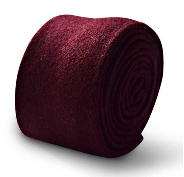 plain maroon slim wool tie